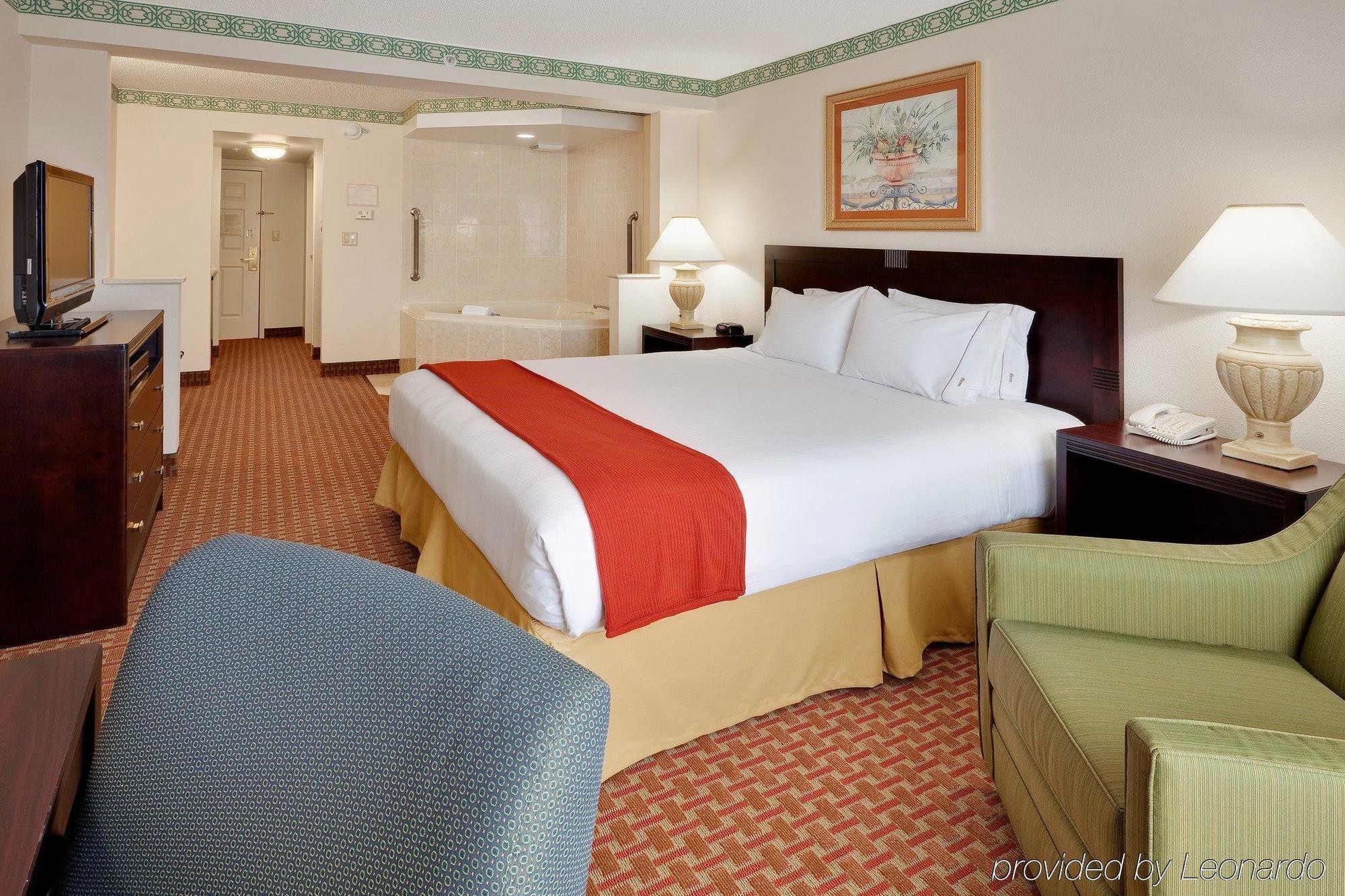 Holiday Inn Express Hotel & Suites Easton By Ihg Ngoại thất bức ảnh